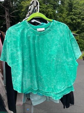 Zenana Outfitters Aqua-Green Washed Cropped Tee